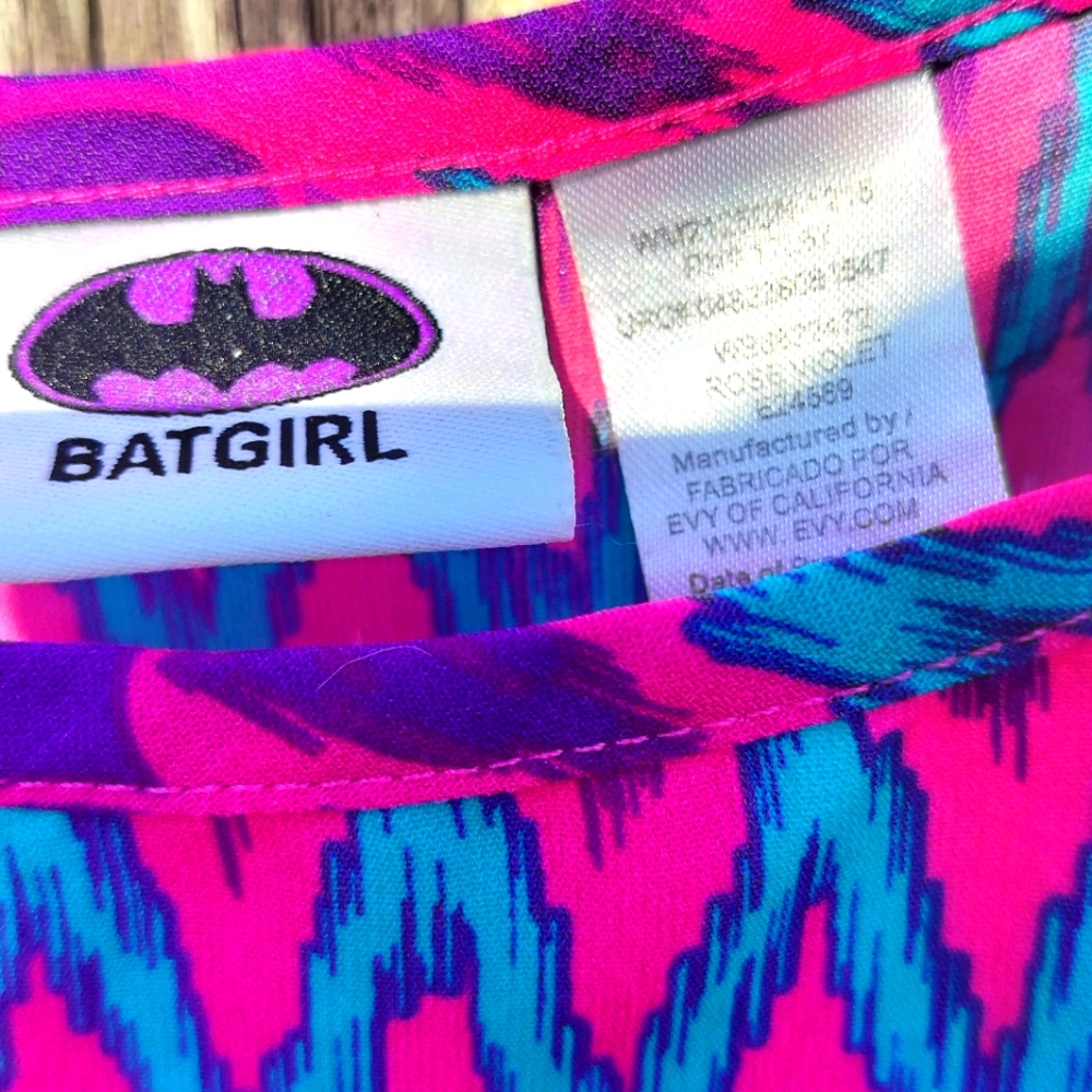 Batgirl tank size large